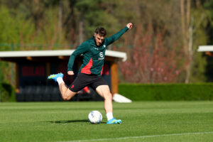 santiago-gimenez-e-tonico-e-pronto